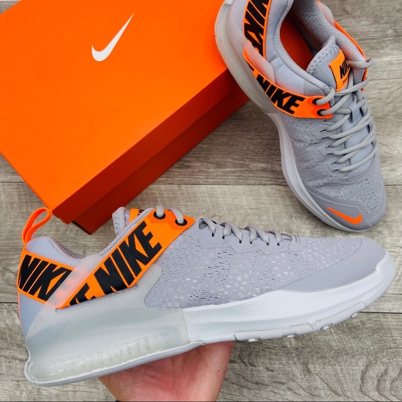 nike zoom domination